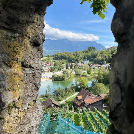Naturjuwel Mit Garten Und Terrasse - Saxer Luecke