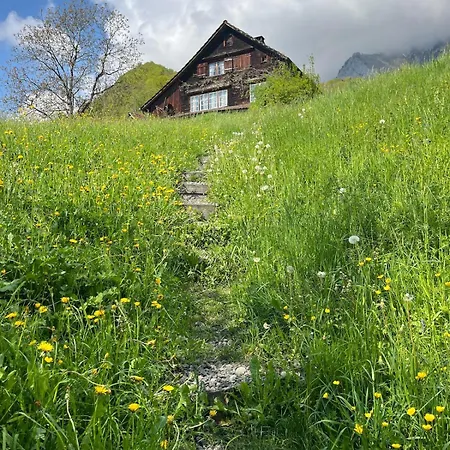 Naturjuwel Mit Garten Und Terrasse - Saxer Luecke *